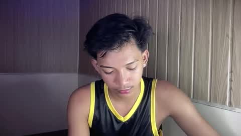 Snapshot of hotasian_jerome chatting on May 3, 12:11 pm hotasian_jerome online show from May 3, 12:11 pm