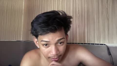 Snapshot of hotasian_jerome chatting on May 7, 3:34 am hotasian_jerome online show from May 7, 3:34 am