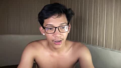 Snapshot of hotasian_jerome chatting on May 8, 11:54 pm hotasian_jerome online show from May 8, 11:54 pm
