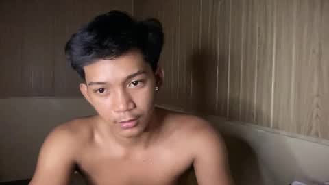 Snapshot of hotasian_jerome chatting on May 28, 7:33 pm hotasian_jerome online show from May 28, 7:33 pm