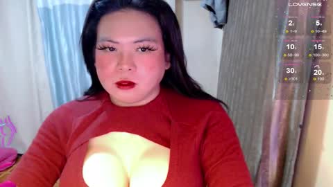 Snapshot of hotasian_mama chatting on September 20, 9:32 am Grace online show from September 20, 9:32 am