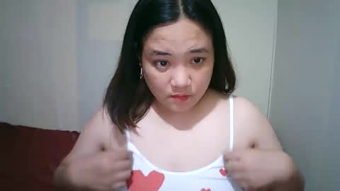 Snapshot of hotbabymomma chatting on February 14, 5:30 am Lynn online show from February 14, 5:30 am