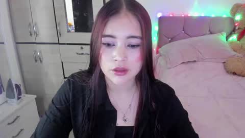 Snapshot of hotbbcwife chatting on February 17, 7:53 pm lesly and ander online show from February 17, 7:53 pm