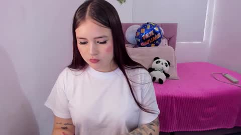 Snapshot of hotbbcwife chatting on October 15, 5:57 pm lesly and ander online show from October 15, 5:57 pm
