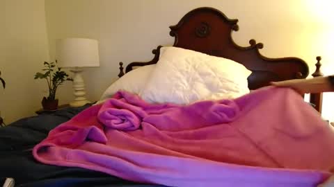 Snapshot of hotblondemilf1962 chatting on March 12, 4:19 am hotblondemilf1962 online show from March 12, 4:19 am