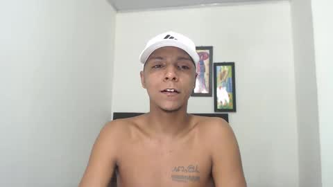 hotboyluxe online show from February 28, 3:07 am