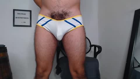 Snapshot of hotboyneon490 chatting on January 15, 12:04 pm Alex Neon online show from January 15, 12:04 pm