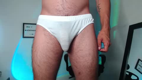 Snapshot of hotboyneon490 chatting on September 21, 12:23 am Alex Neon online show from September 21, 12:23 am