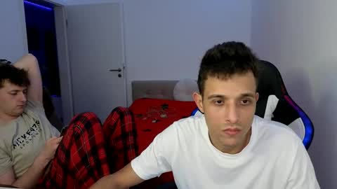 Hotboyshorny online show from February 28, 6:09 pm