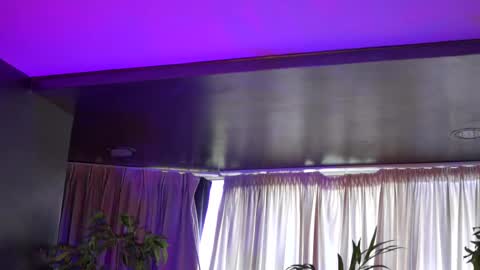 Anais online show from September 15, 5:40 am