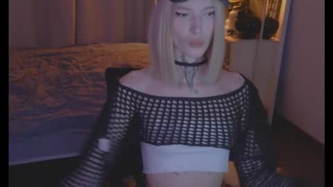 hotchubently online show from March 11, 2:29 pm