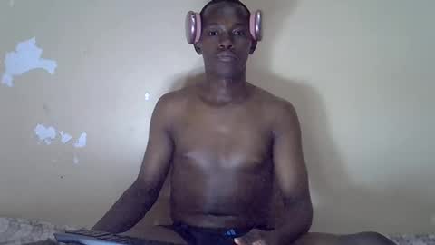 Snapshot of hotcum256 chatting on June 10, 6:40 pm hotcum256 online show from June 10, 6:40 pm