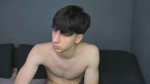 QUENTIN online show from December 14, 6:41 am