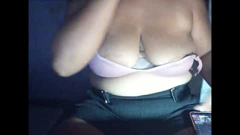 hotflowerclit online show from April 19, 1:54 pm