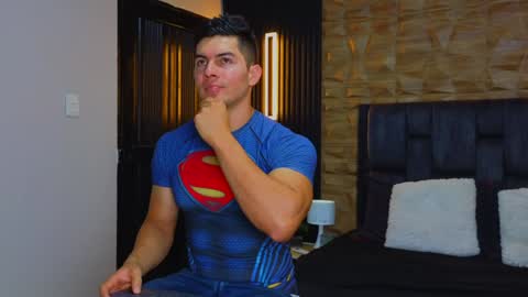 felipe  marcello online show from February 4, 10:55 pm