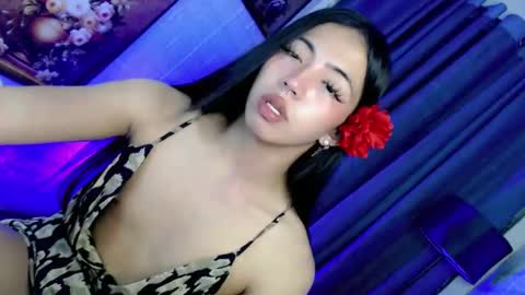 hotfucking_queen1111 online show from December 21, 3:41 pm