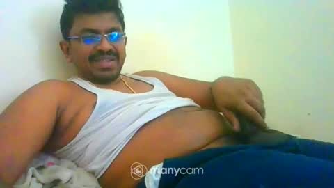 Snapshot of hotgluteus4321 chatting on February 21, 7:42 am hotgluteus4321 online show from February 21, 7:42 am