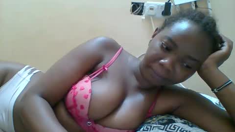 Queen online show from December 21, 12:29 am