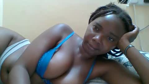 Queen online show from January 16, 8:35 pm