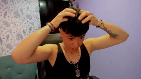 Snapshot of hothannah_ chatting on September 9, 2:44 am hannah online show from September 9, 2:44 am