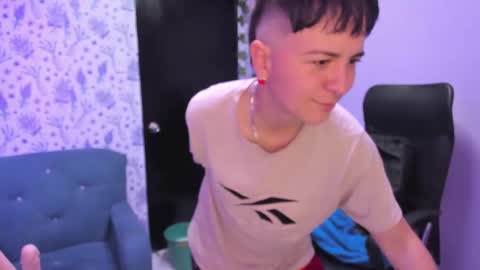 Snapshot of hothannah_ chatting on September 17, 3:19 am hannah online show from September 17, 3:19 am