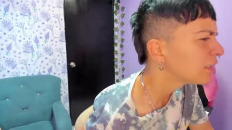 Snapshot of hothannah_ chatting on September 27, 2:27 am hannah online show from September 27, 2:27 am