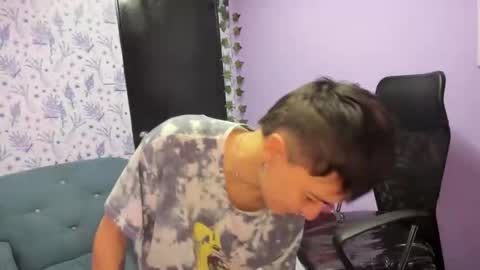 Snapshot of hothannah_ chatting on October 23, 2:11 am hannah online show from October 23, 2:11 am