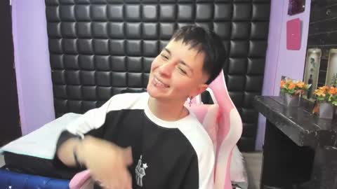 Snapshot of hothannah_ chatting on November 22, 2:38 pm hannah online show from November 22, 2:38 pm