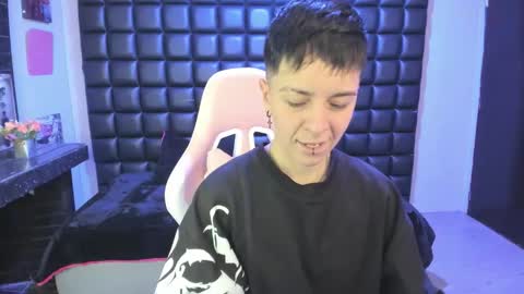 Snapshot of hothannah_ chatting on November 24, 12:16 pm hannah online show from November 24, 12:16 pm