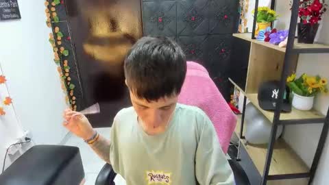 hannah online show from April 11, 7:45 am