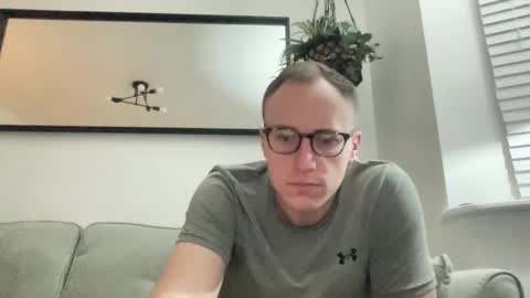 Snapshot of hotholby86 chatting on December 7, 7:54 pm hotholby86 online show from December 7, 7:54 pm