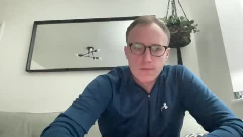 Snapshot of hotholby86 chatting on December 28, 3:37 pm hotholby86 online show from December 28, 3:37 pm