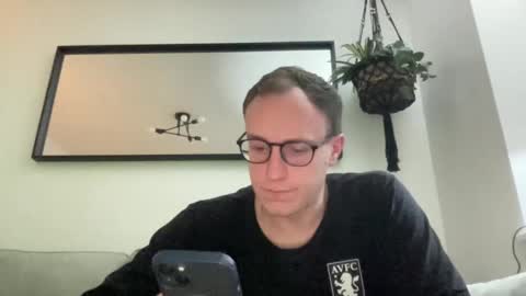 Snapshot of hotholby86 chatting on February 1, 6:08 pm hotholby86 online show from February 1, 6:08 pm