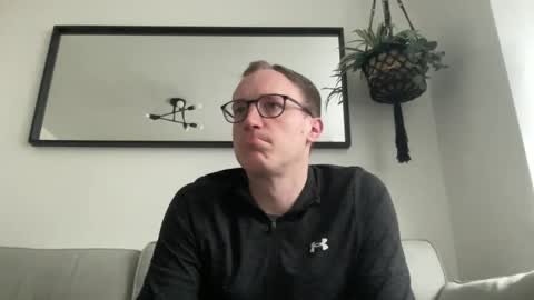 Snapshot of hotholby86 chatting on February 9, 12:30 pm hotholby86 online show from February 9, 12:30 pm