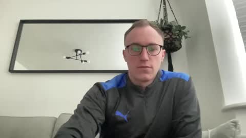 Snapshot of hotholby86 chatting on February 16, 11:59 am hotholby86 online show from February 16, 11:59 am