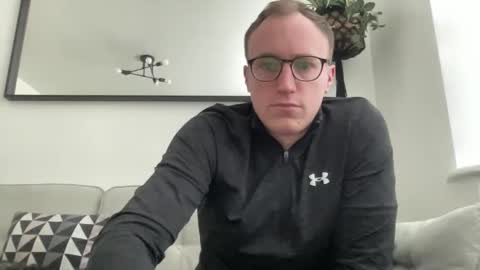 Snapshot of hotholby86 chatting on March 2, 2:10 pm hotholby86 online show from March 2, 2:10 pm