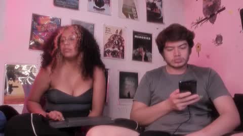 Sam and Nico online show from February 2, 2:21 am