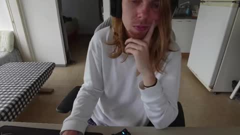 Snapshot of hotinhell666 chatting on February 21, 10:50 am Hikikomori Alex online show from February 21, 10:50 am