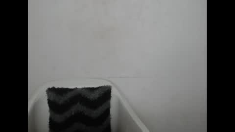 hotjessie0 online show from March 10, 5:11 am