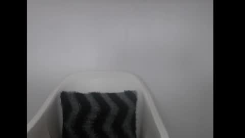 hotjessie0 online show from February 2, 4:00 am