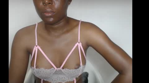 hotjessie0 online show from February 10, 4:27 am