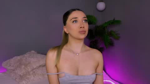 Maria online show from April 16, 4:02 am