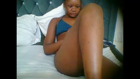 LOYCE online show from January 7, 7:27 pm