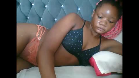 LOYCE online show from March 4, 7:20 pm