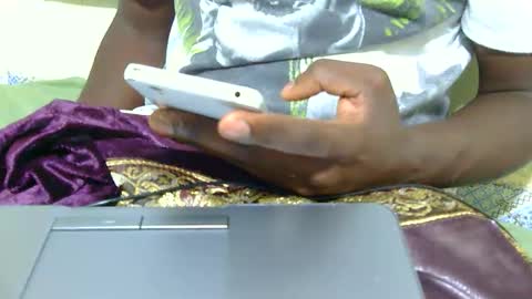 malaika online show from April 30, 12:33 pm