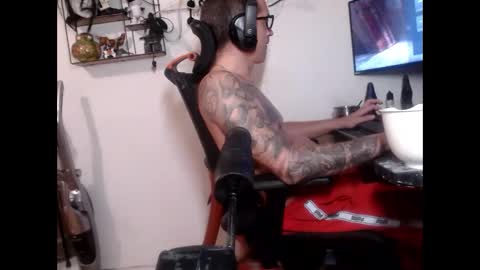 hotkinkytat online show from February 24, 1:24 am