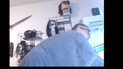 hotkinkytat online show from April 17, 12:30 pm