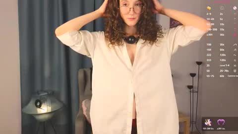 Allison  online show from October 22, 6:40 pm