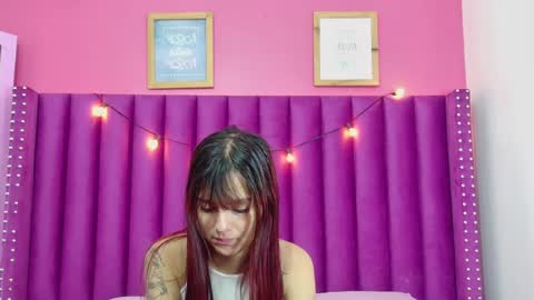 hotlittlechill online show from November 17, 7:30 pm