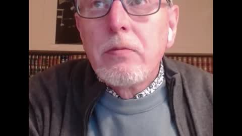 Snapshot of hotlux_54 chatting on January 3, 12:22 am hotlux_54 online show from January 3, 12:22 am